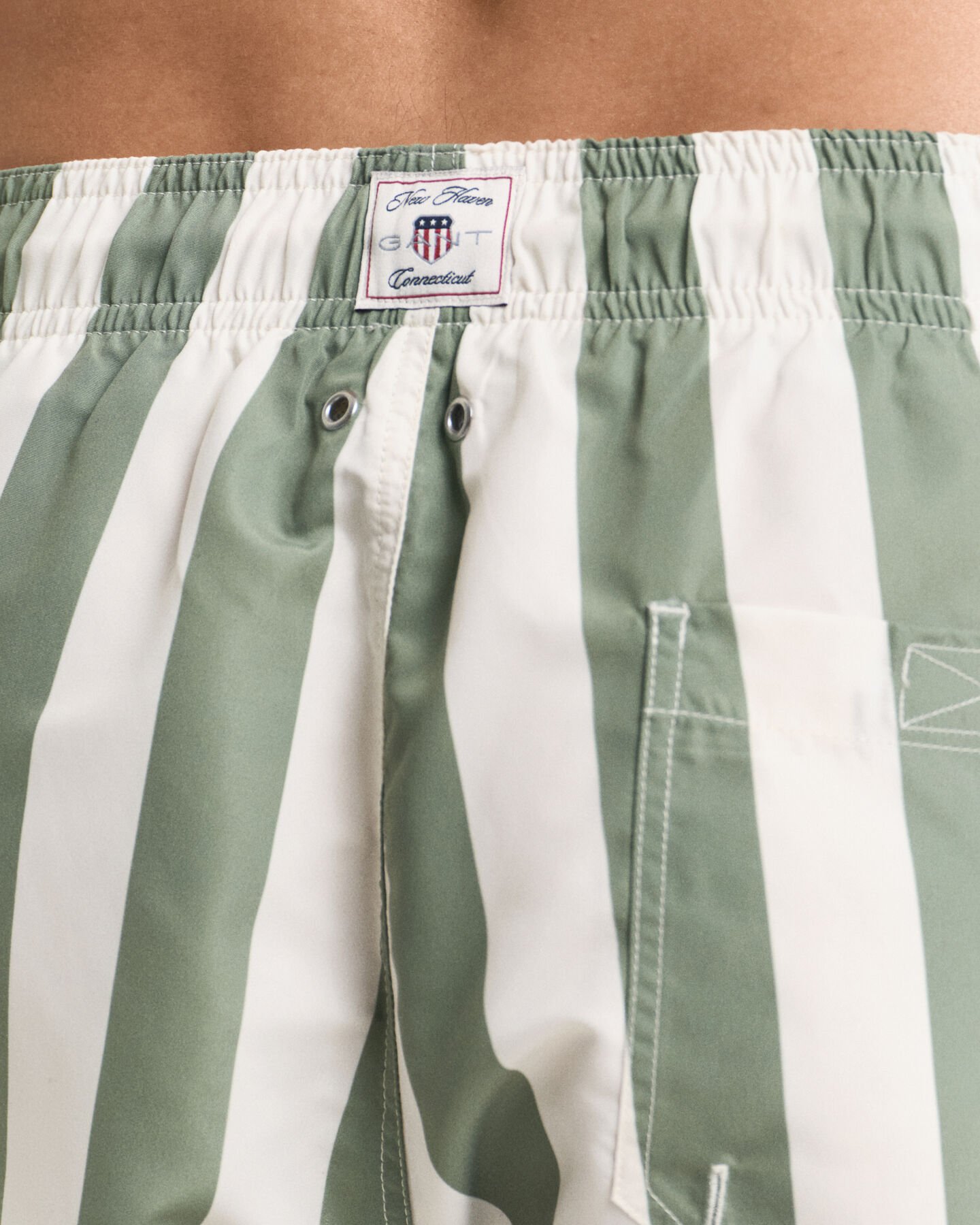 Bredrandiga badshorts