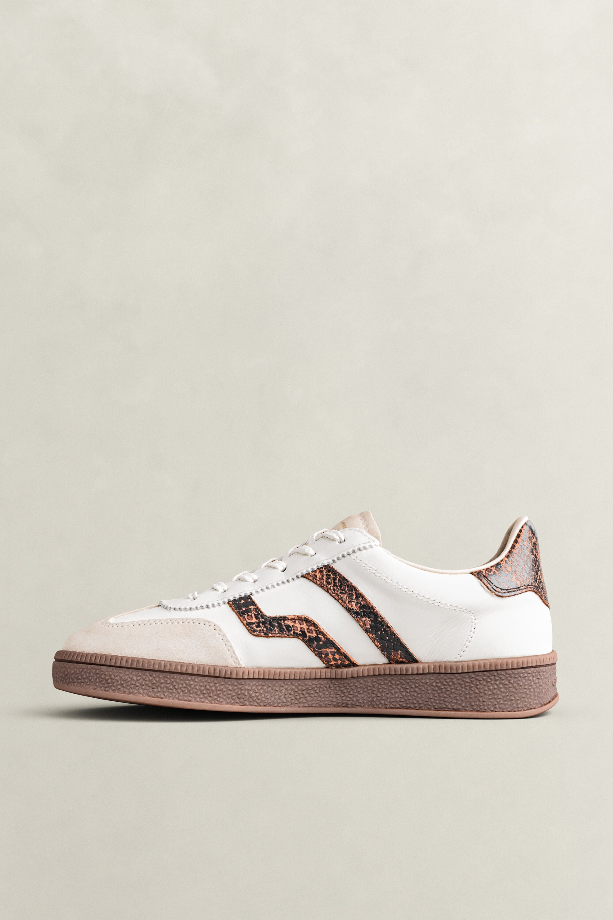 Cuzima sneakers i mocka och läder