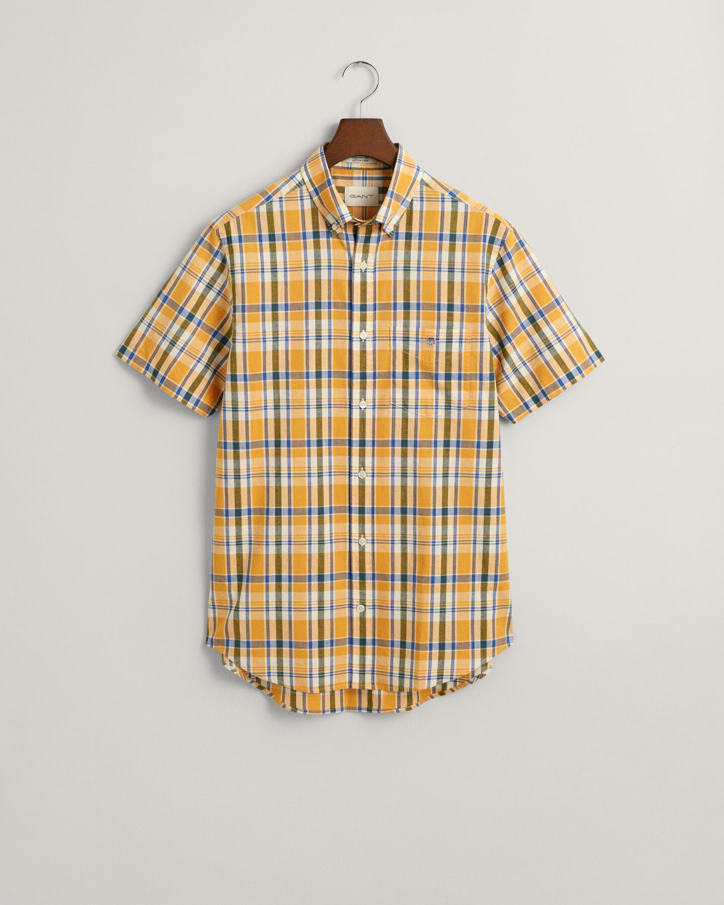 Regular fit rutig kortärmad skjorta i bomull och linne