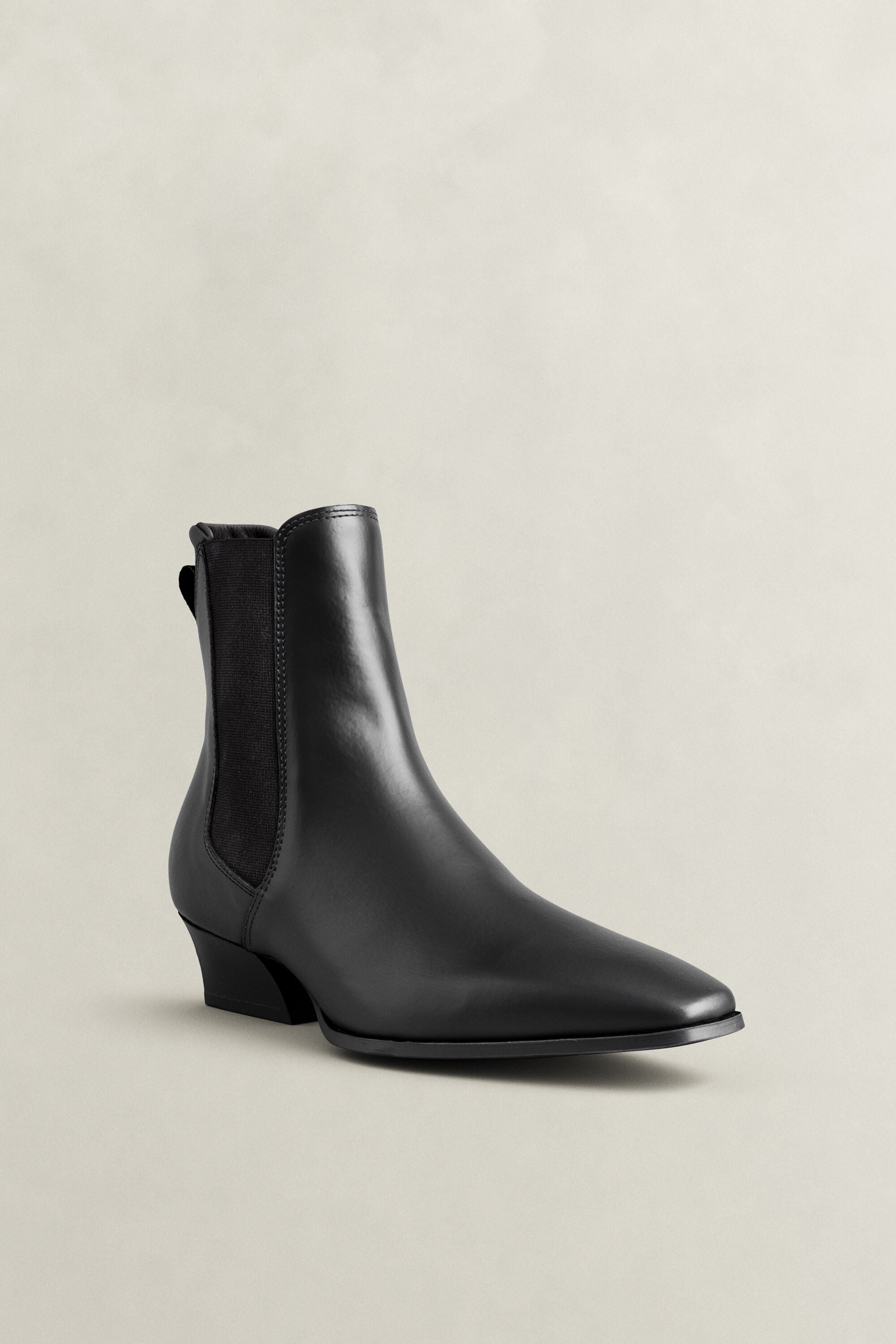 Bassotte chelseaboots i läder