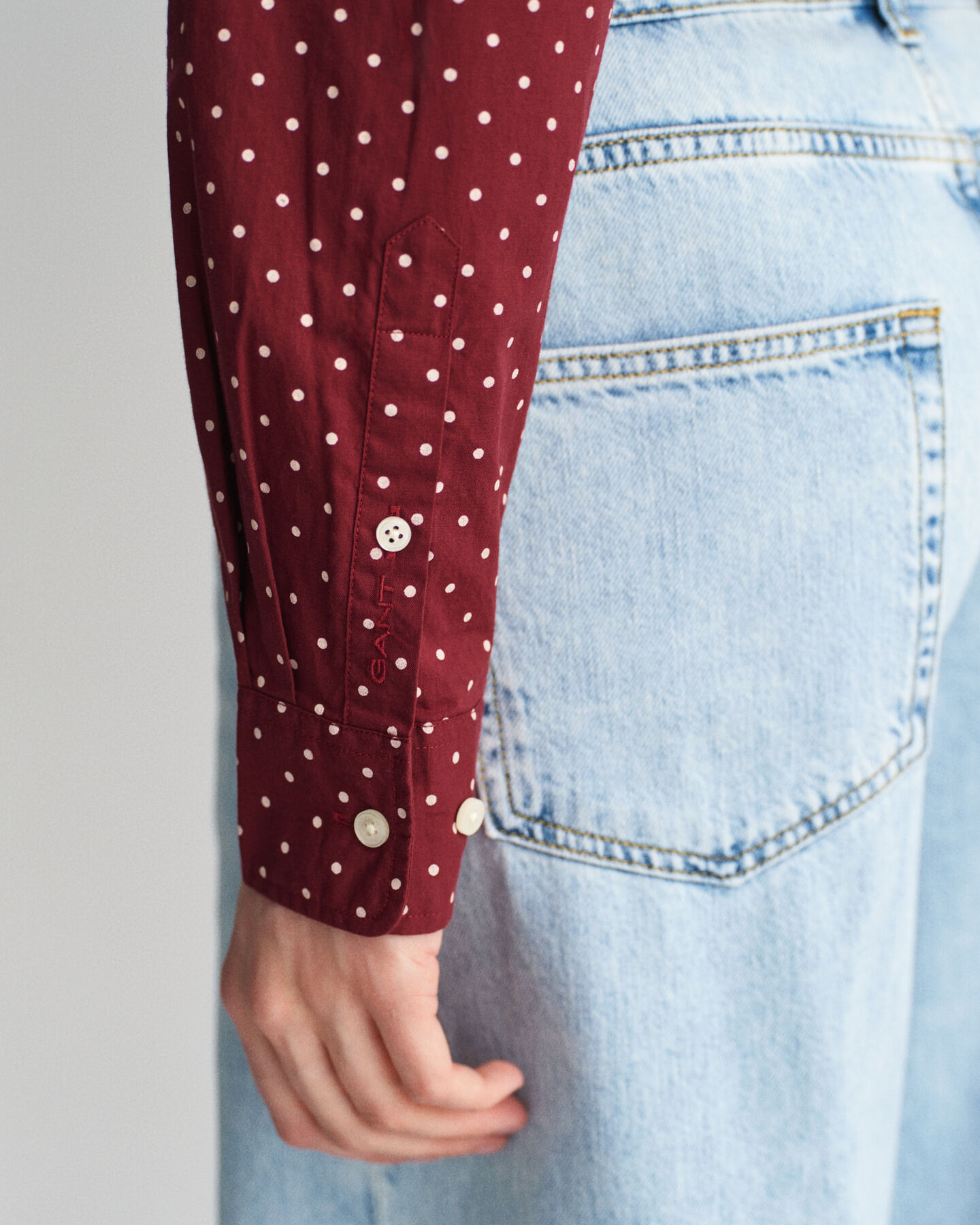 Regular fit prickig skjorta i bomullsvoile