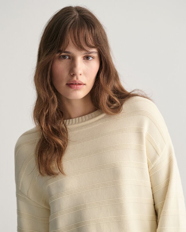 Rundhalsad bomullstr&ouml;ja med r&auml;nder ton i ton