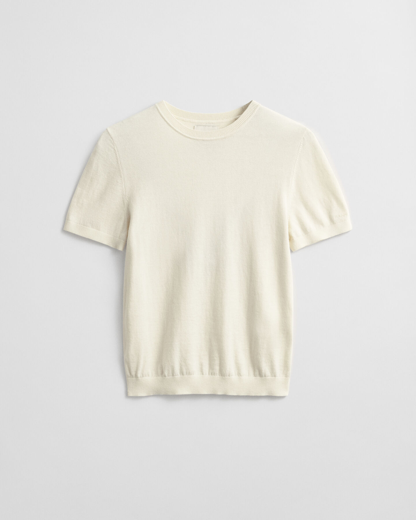 Lätt kortärmad rundhalsad tröja