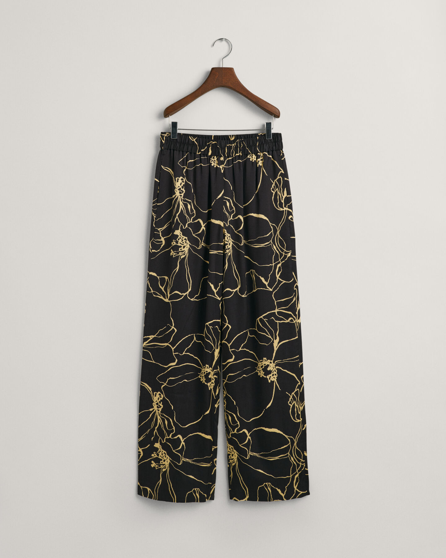 Line Drawing dra-p&aring;-byxor