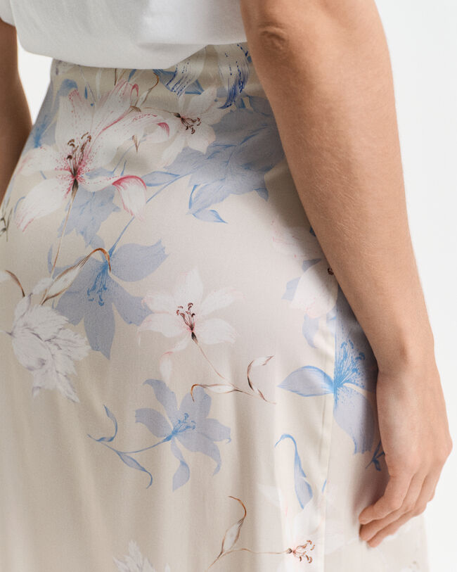 Blommig omlottkjol med volang