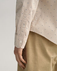 Slim fit prickig dobbyskjorta