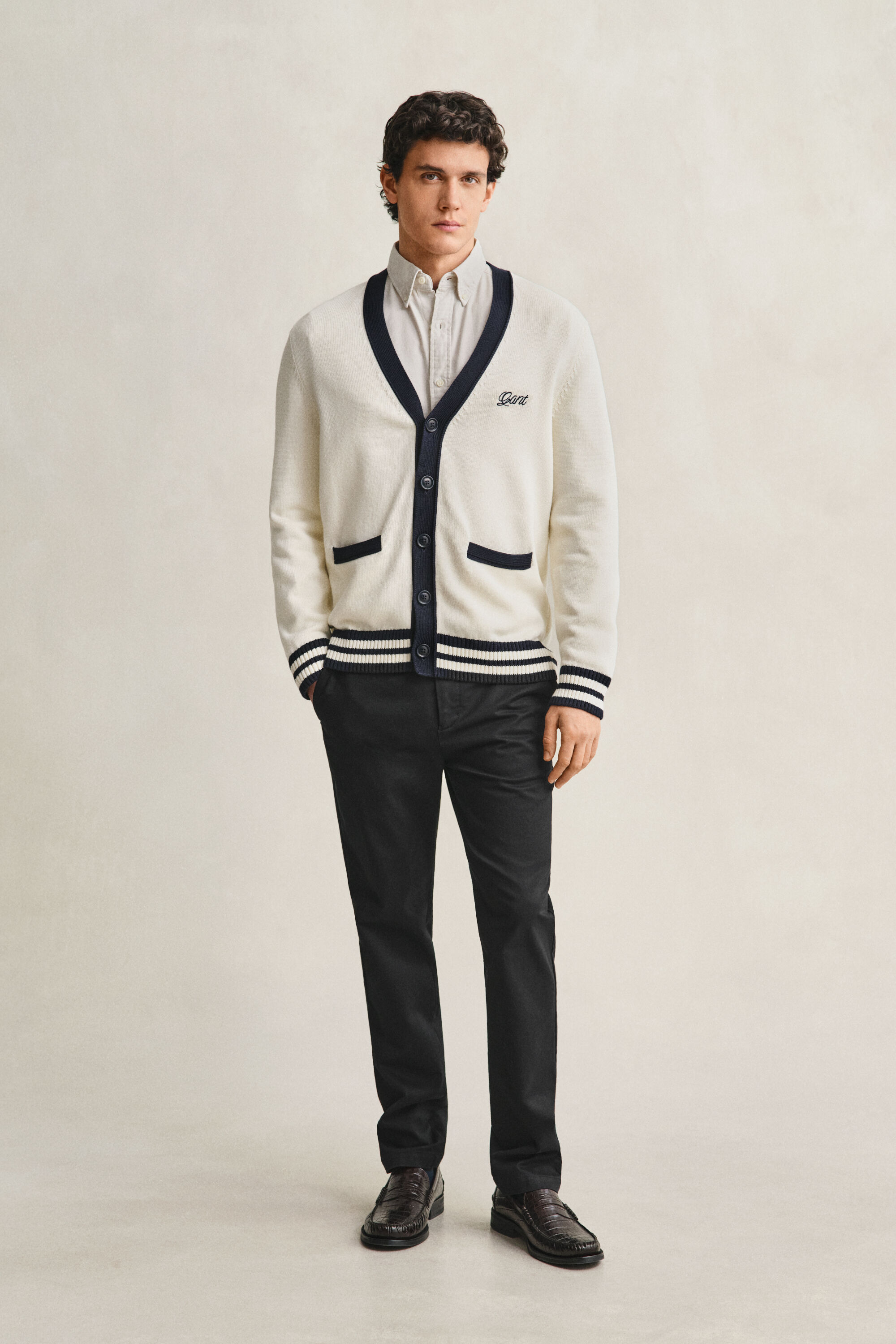 Eleganta chinos med slim fit