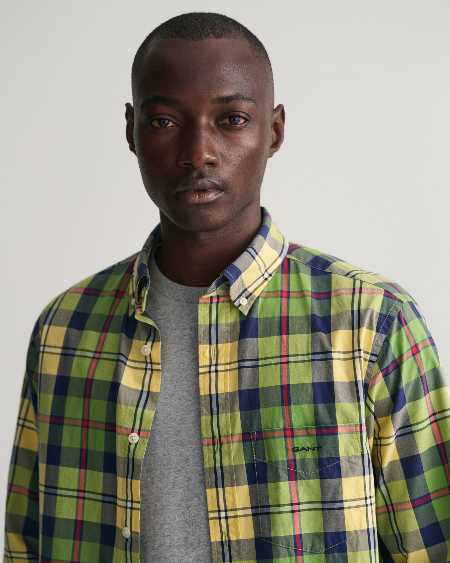 Regular fit storrutig poplinskjorta