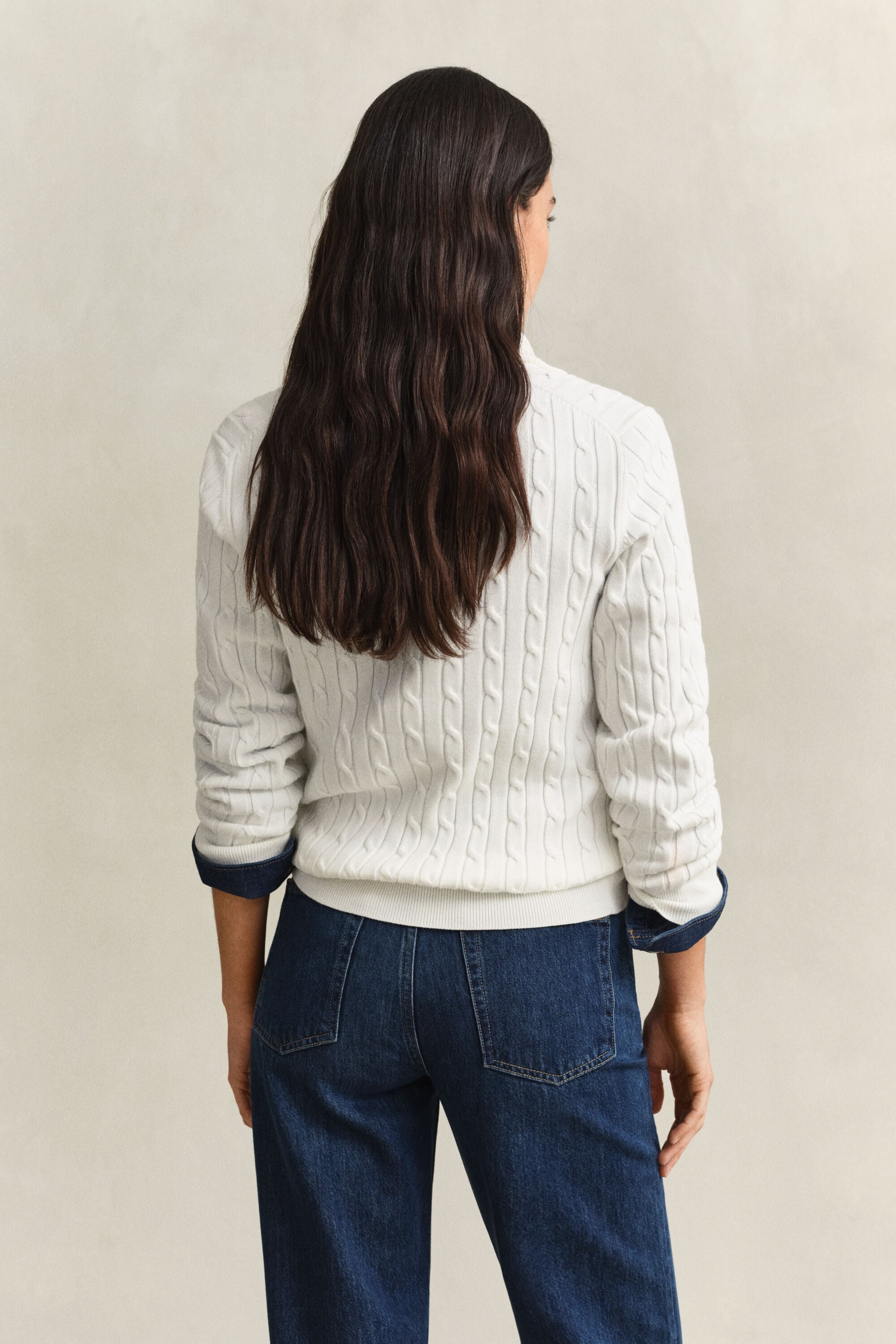 Stretchig kabelstickad tröja med half-zip