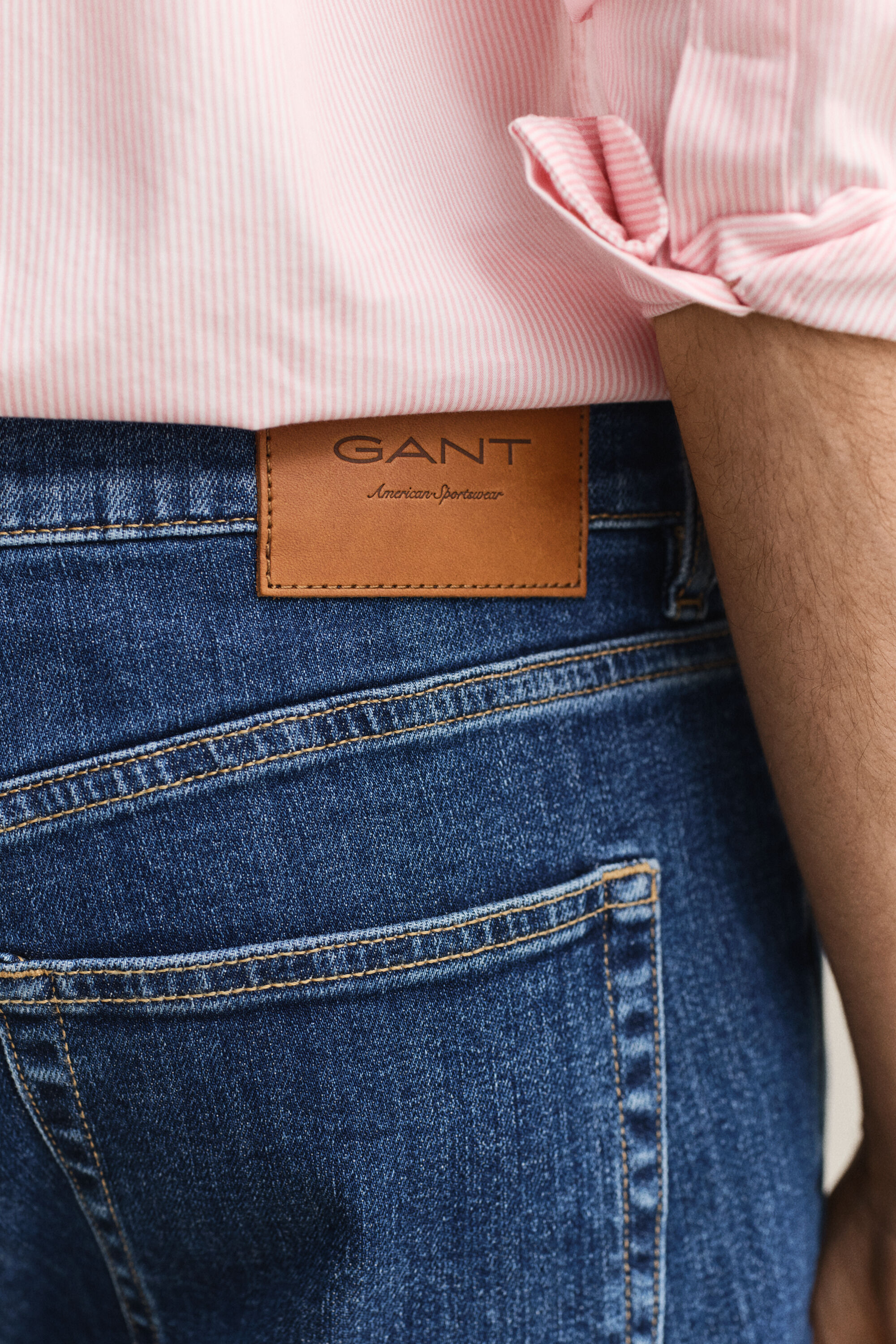 Slim fit jeans i stilren tvätt