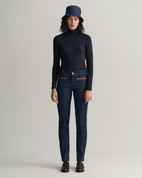 Slim fit jeans med skinndetaljer