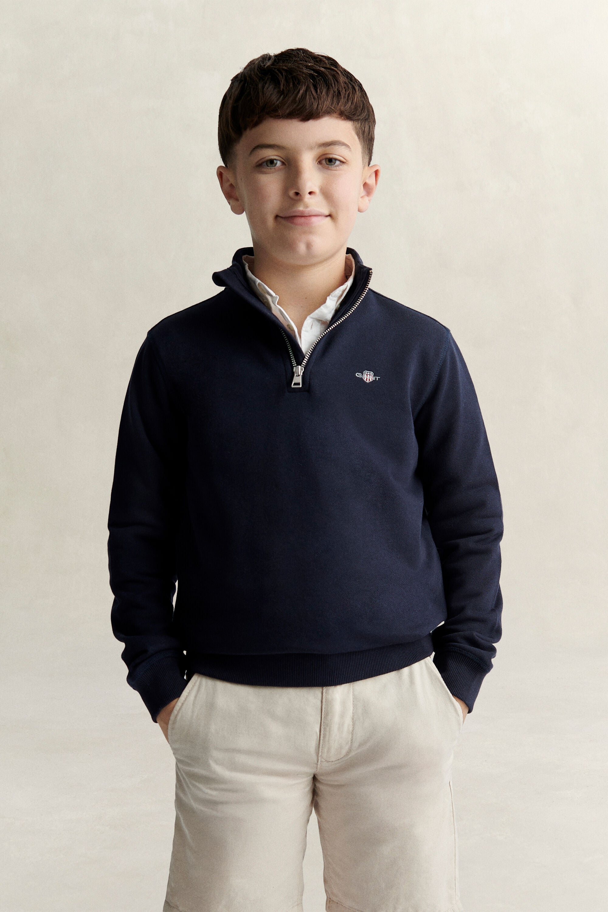 Teen Boys sweatshirt med half-zip och sköldemblem