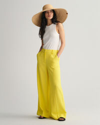 Fluid byxor med vida ben