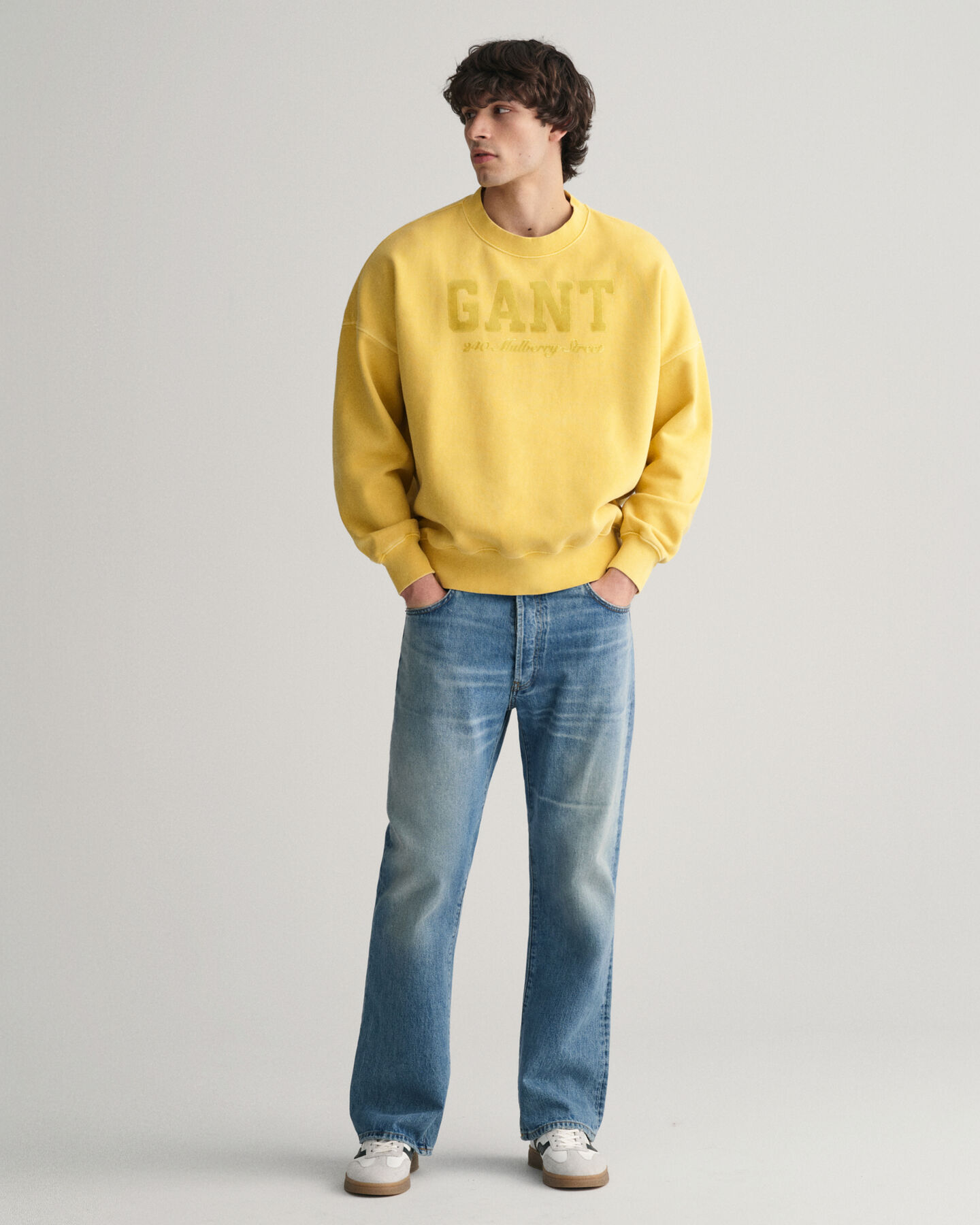 Rundhalsad sweatshirt i vintagetv&auml;tt