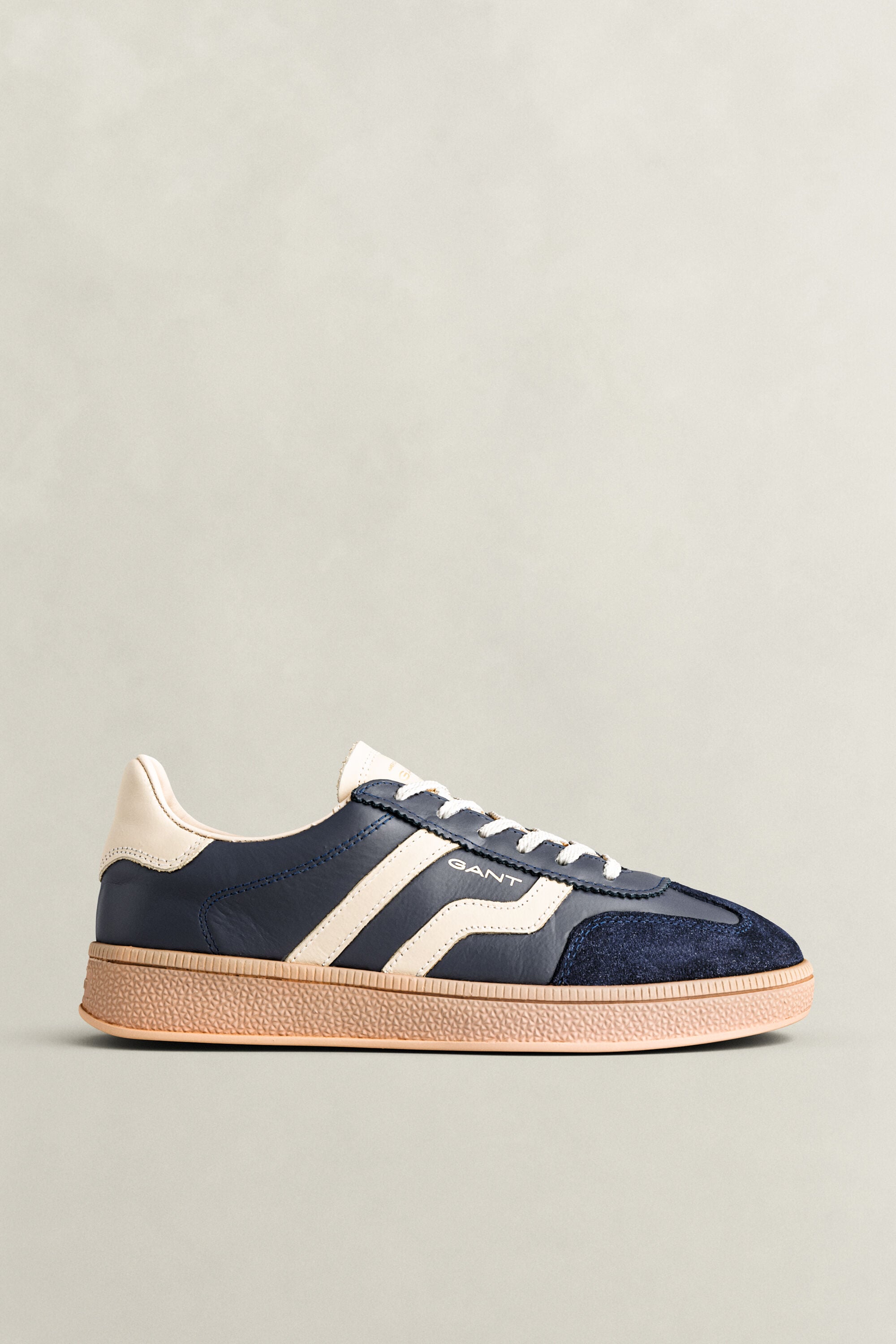 Cuzima sneakers i mocka och läder