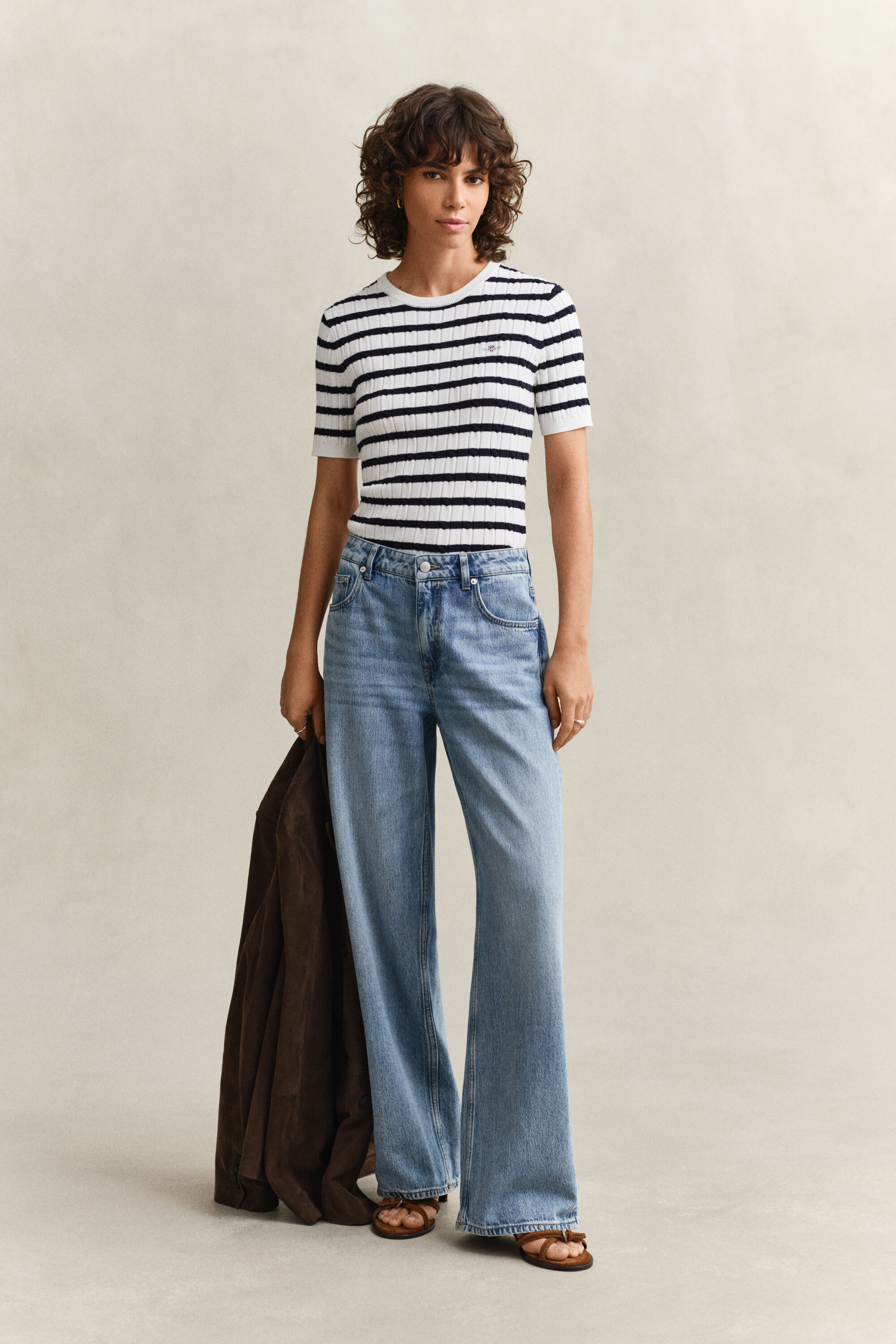 Randig kabelstickad kortärmad tröja