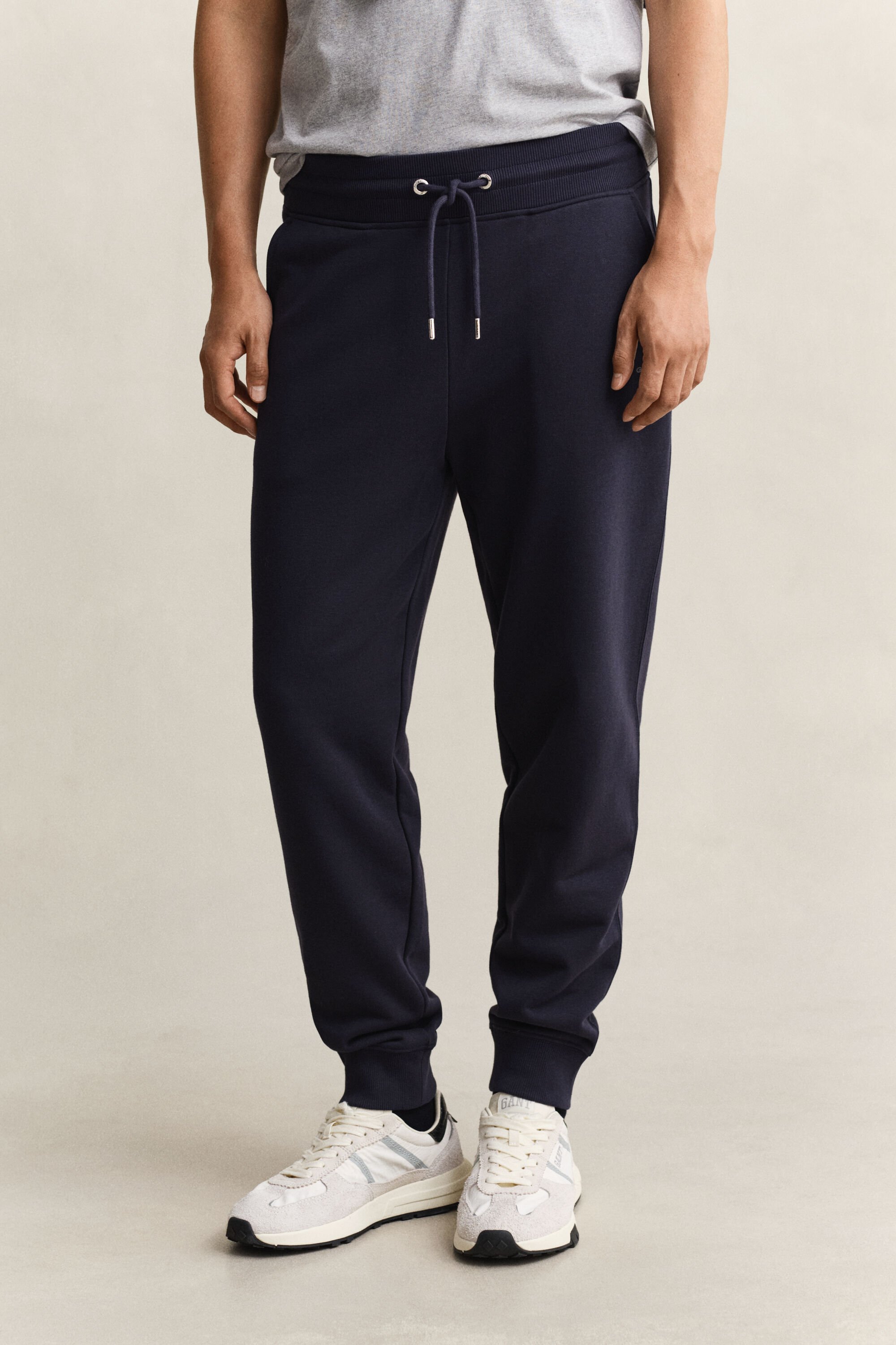 Shield sweatpants