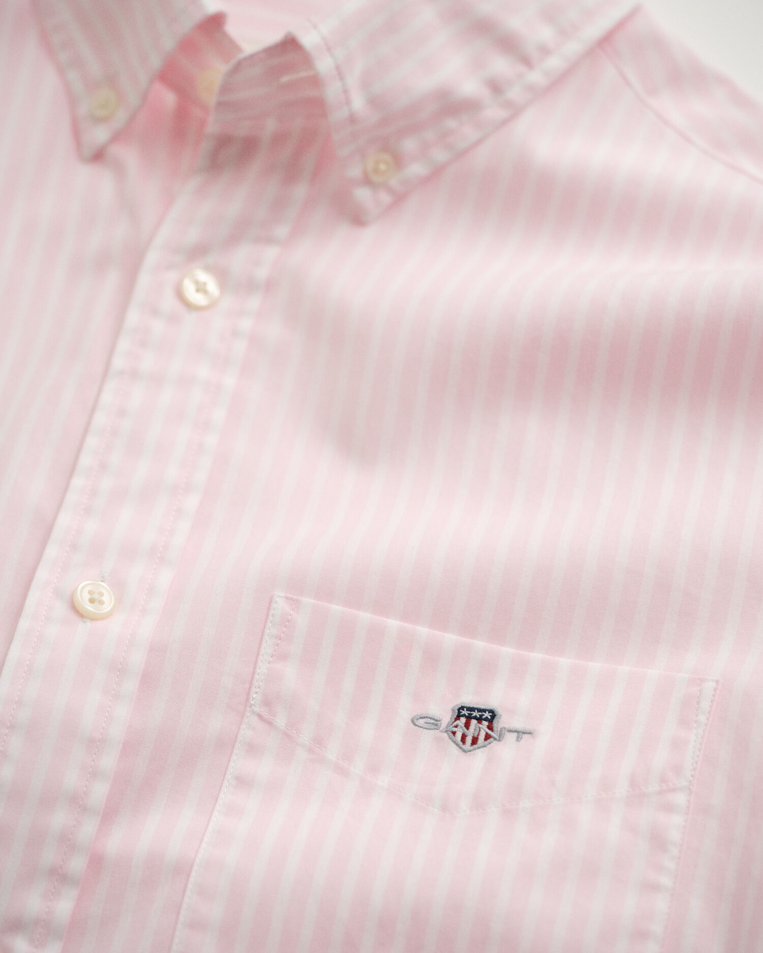 Randig klassisk poplinskjorta