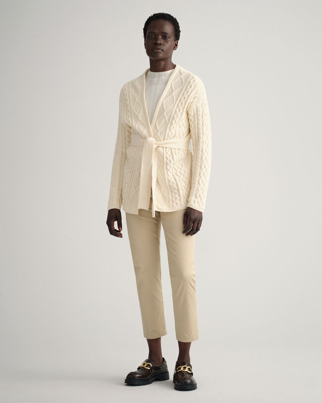 Kabelstickad omlottkofta