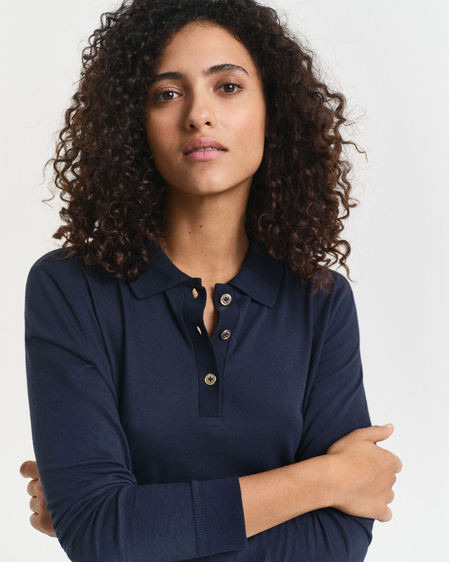 Långärmad sömlös pikétröja med knappar