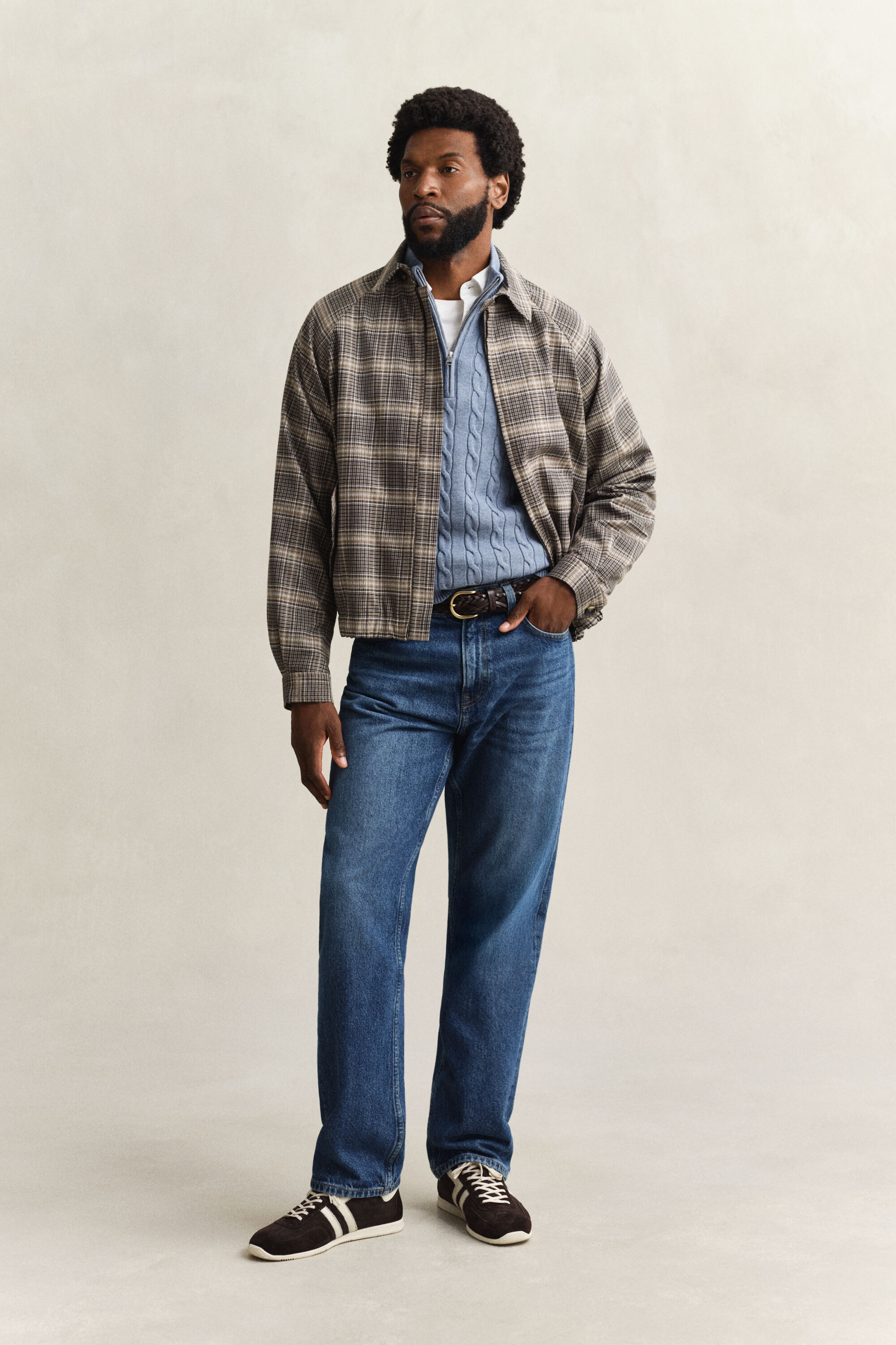 Kabelstickad bomullströja med dragkedja vid halsöppningen