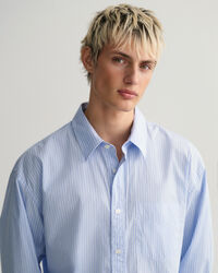 Oversized randig poplinskjorta