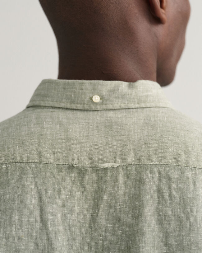 Slim fit linneskjorta