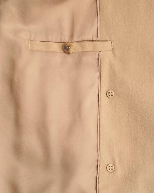 Mellanlång trenchjacka