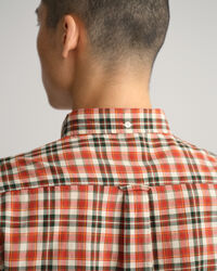 Regular fit skotskrutig poplinskjorta