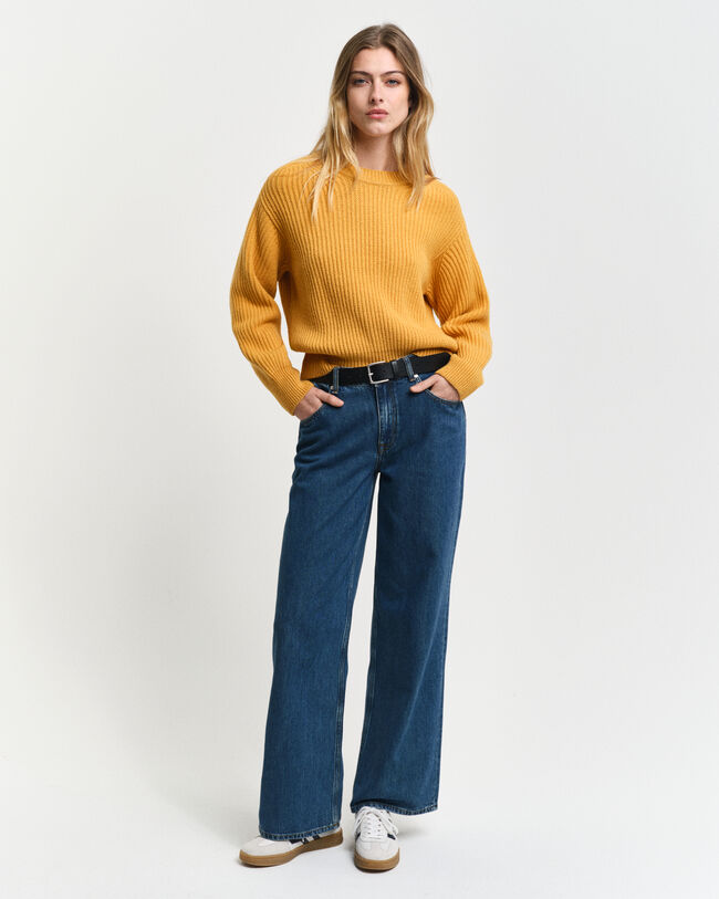 Ribbstickad rundhalsad tröja