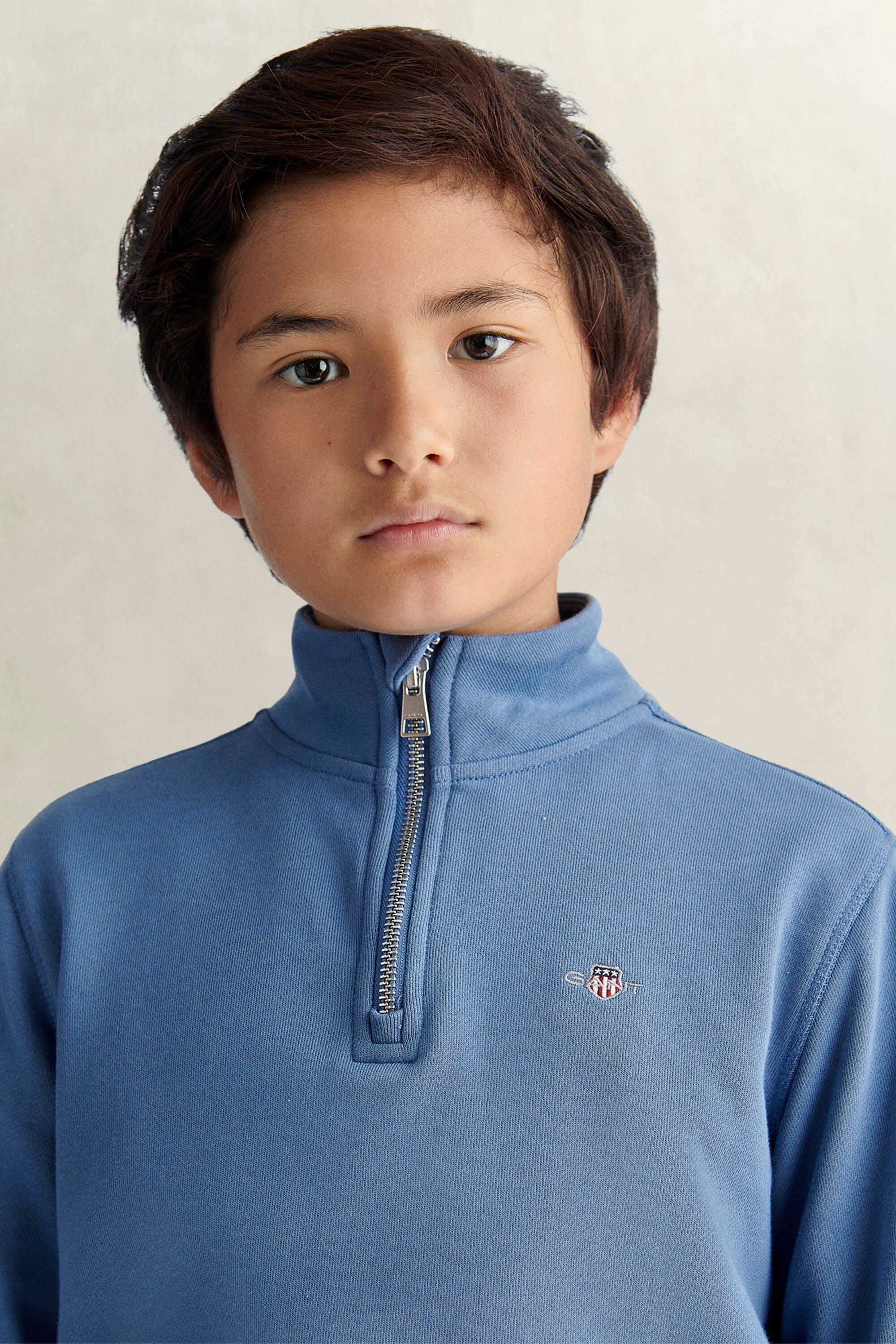 Teen Boys sweatshirt med half-zip och sköldemblem