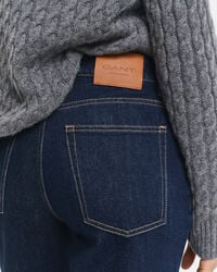 Stretchjeans med raka ben