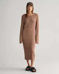 Stickad klänning med textur