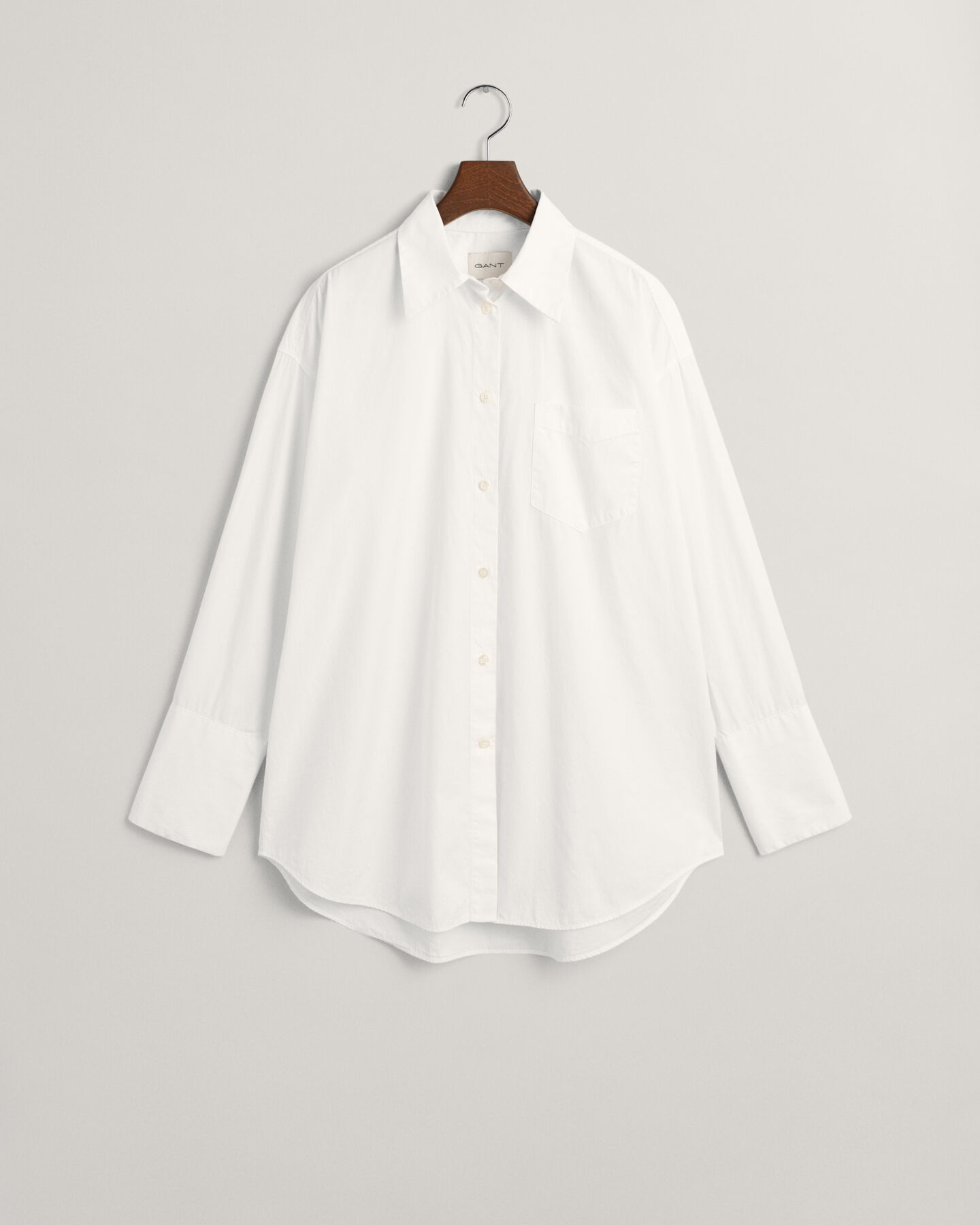 Oversized poplinskjorta med breda manschetter