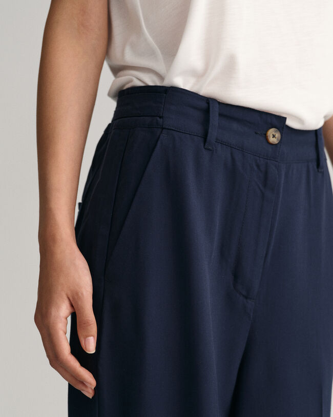 Relaxed fit Fluid byxor