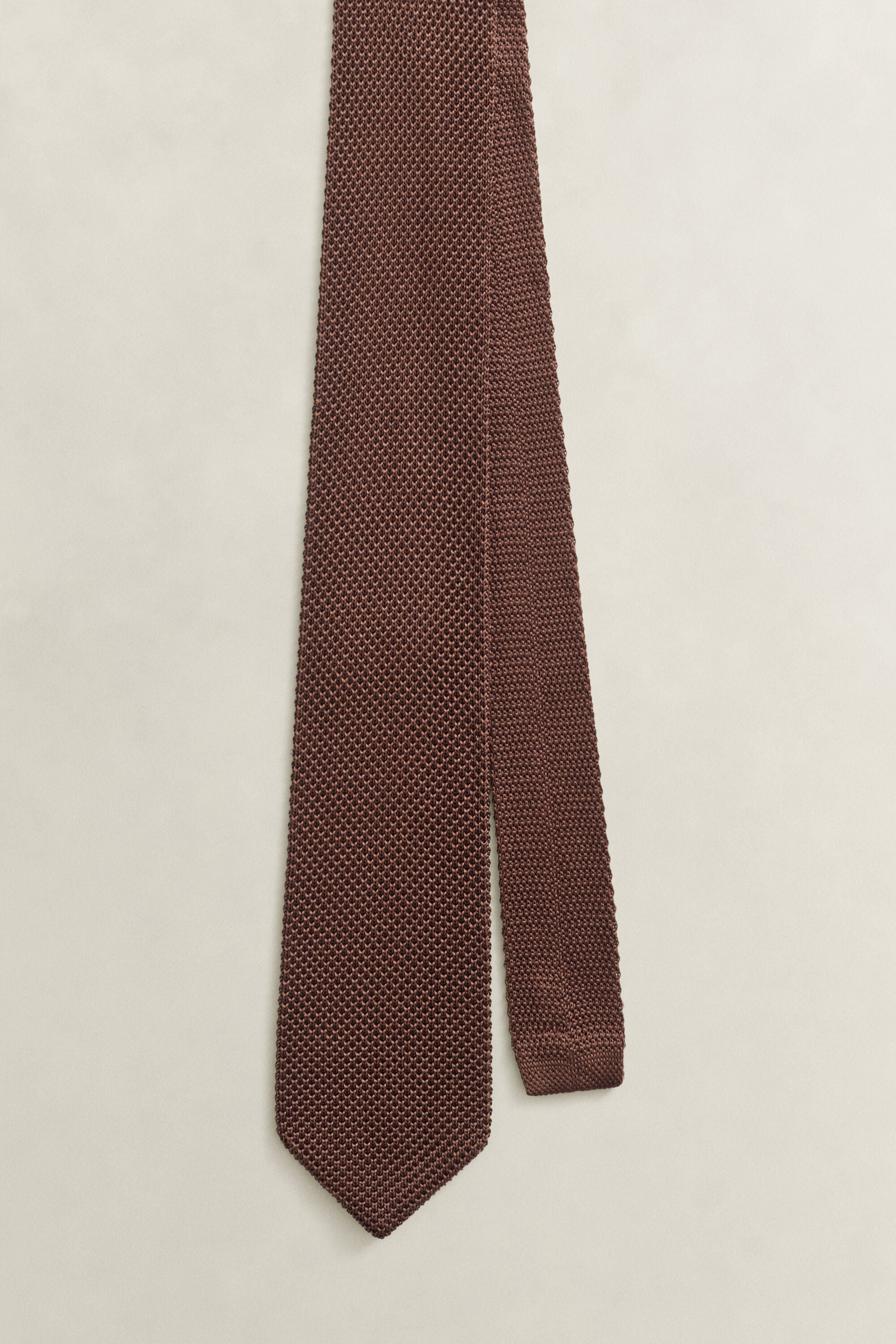 Stickad sidenslips