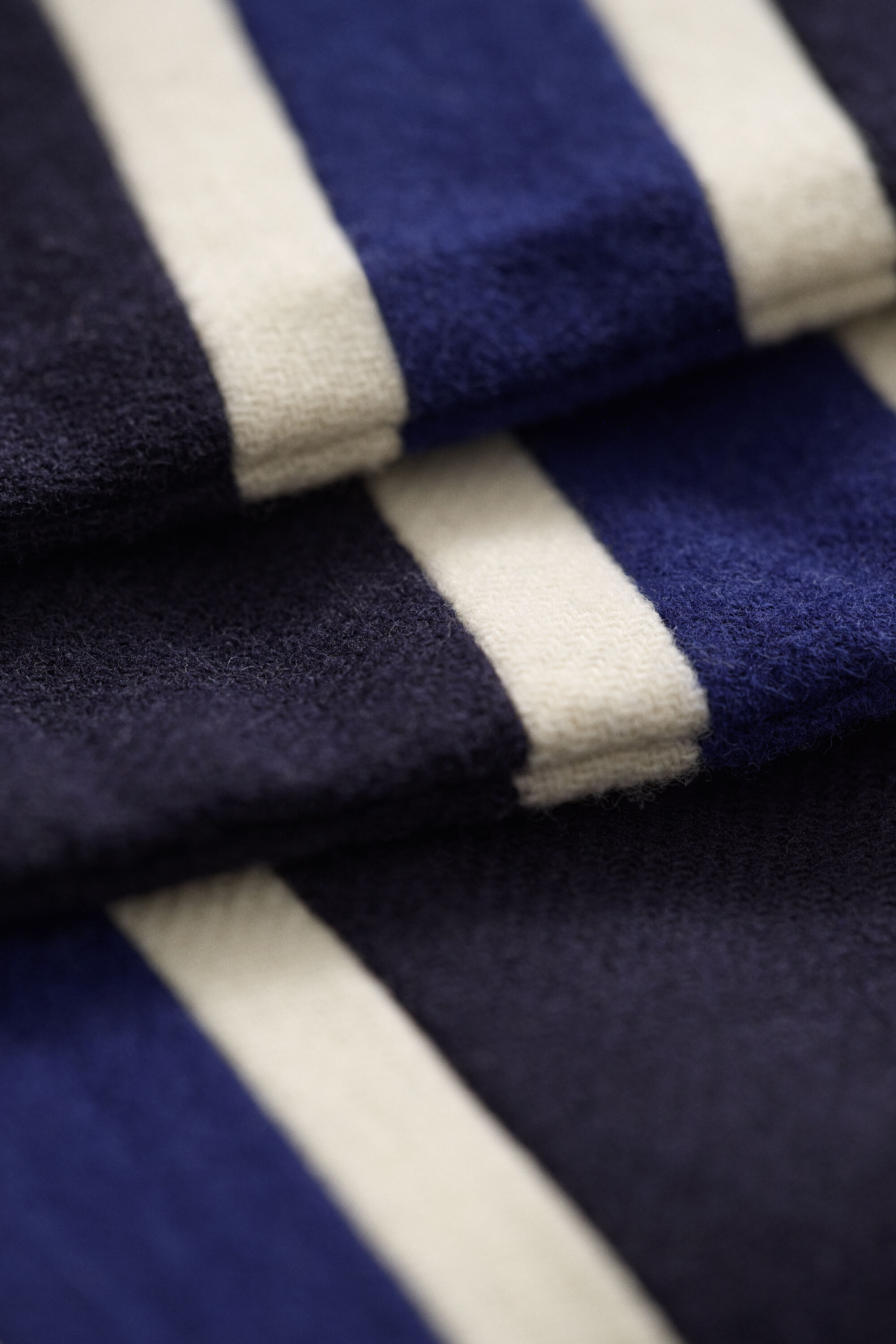 Gant x Yale randig vävd yllehalsduk