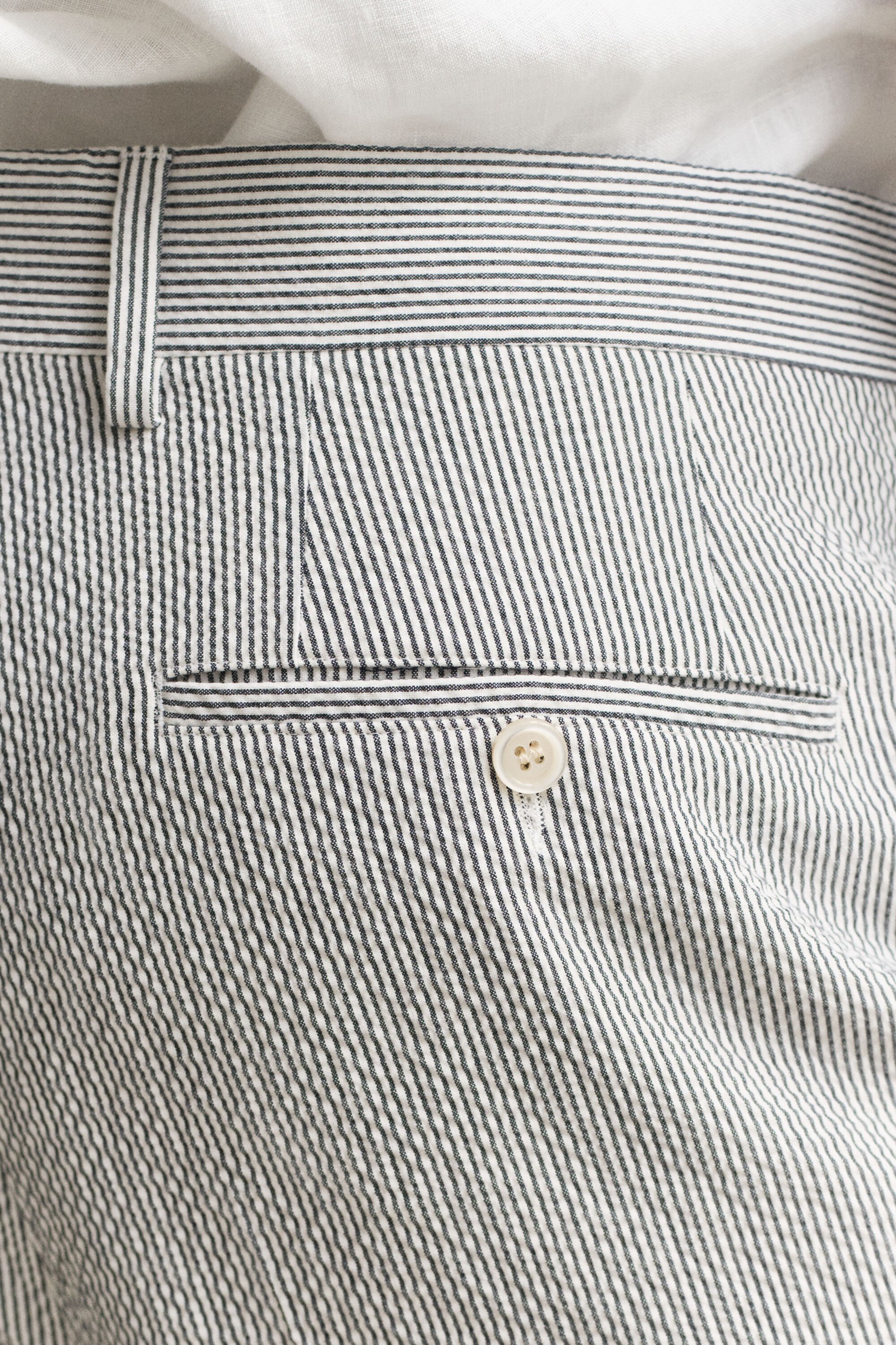 Kostymbyxor i bäckebölja