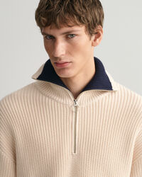 Ribbstickad half-zip tröja