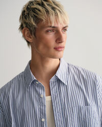 Oversized randig poplinskjorta