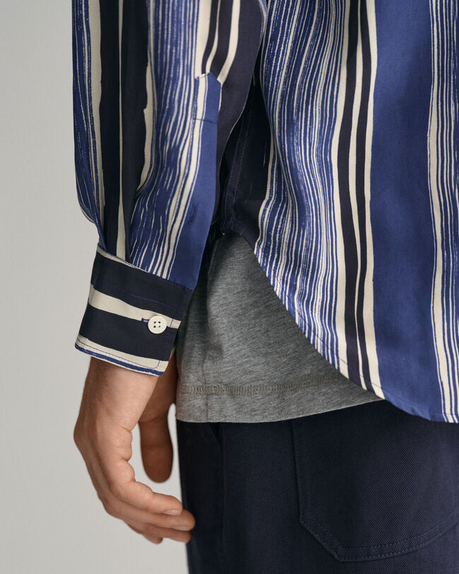 Relaxed fit mönstrad sidenskjorta