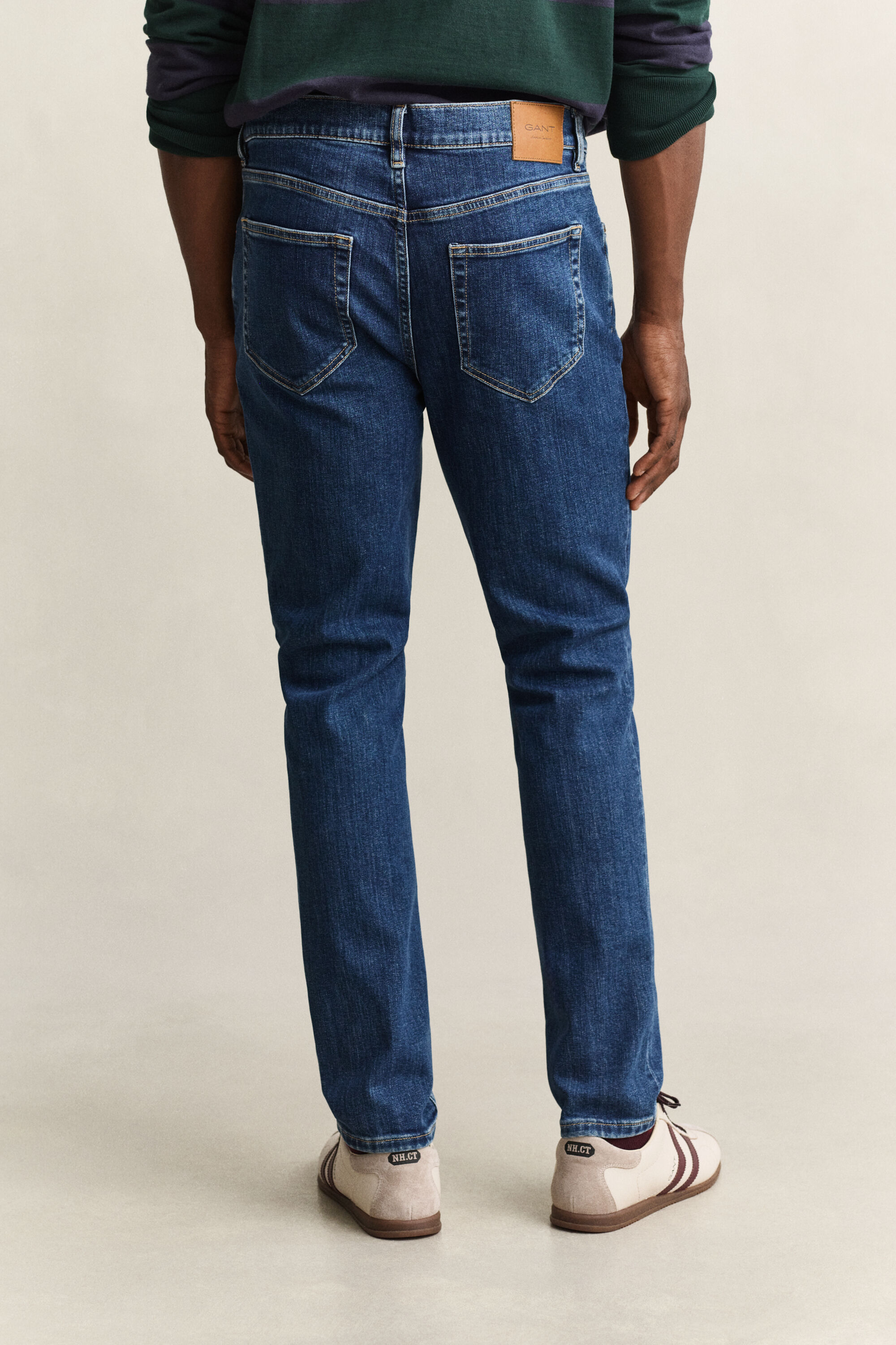 Slim fit jeans i stilren tvätt