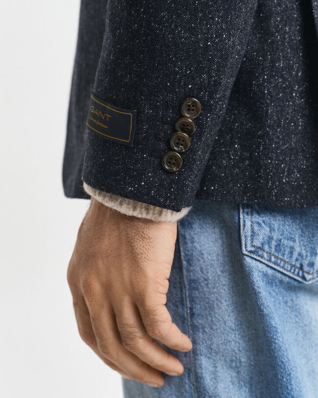 Slim fit kostymkavaj i donegalväv