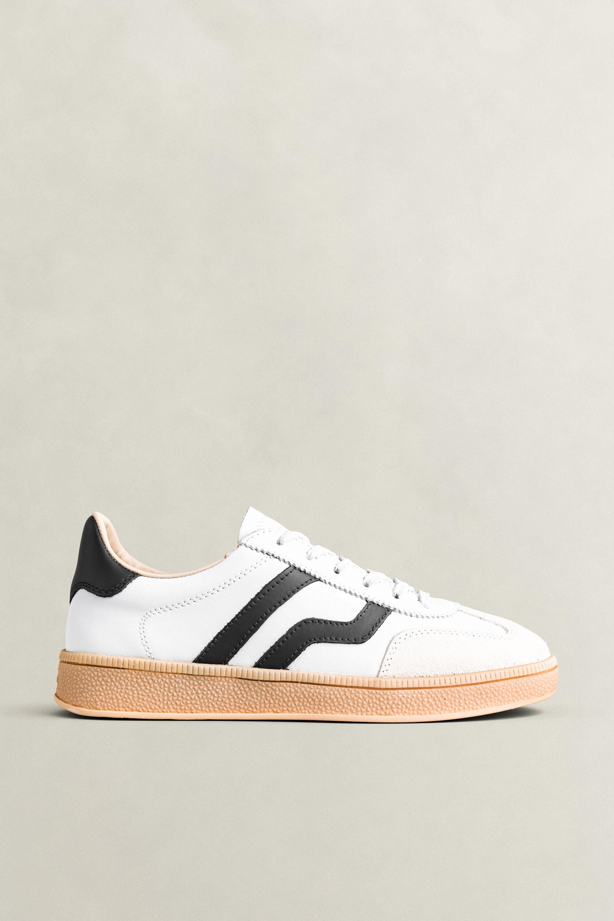 Cuzima sneakers i läder