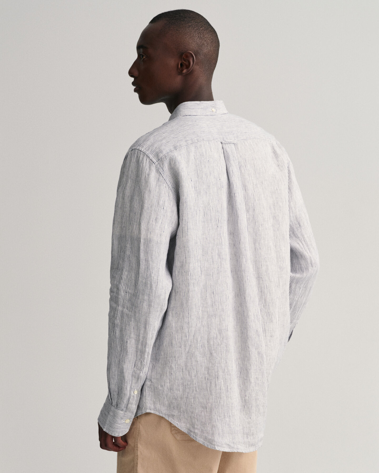 Regular fit randig linneskjorta