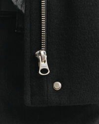 Kort yllejacka med dragkedja