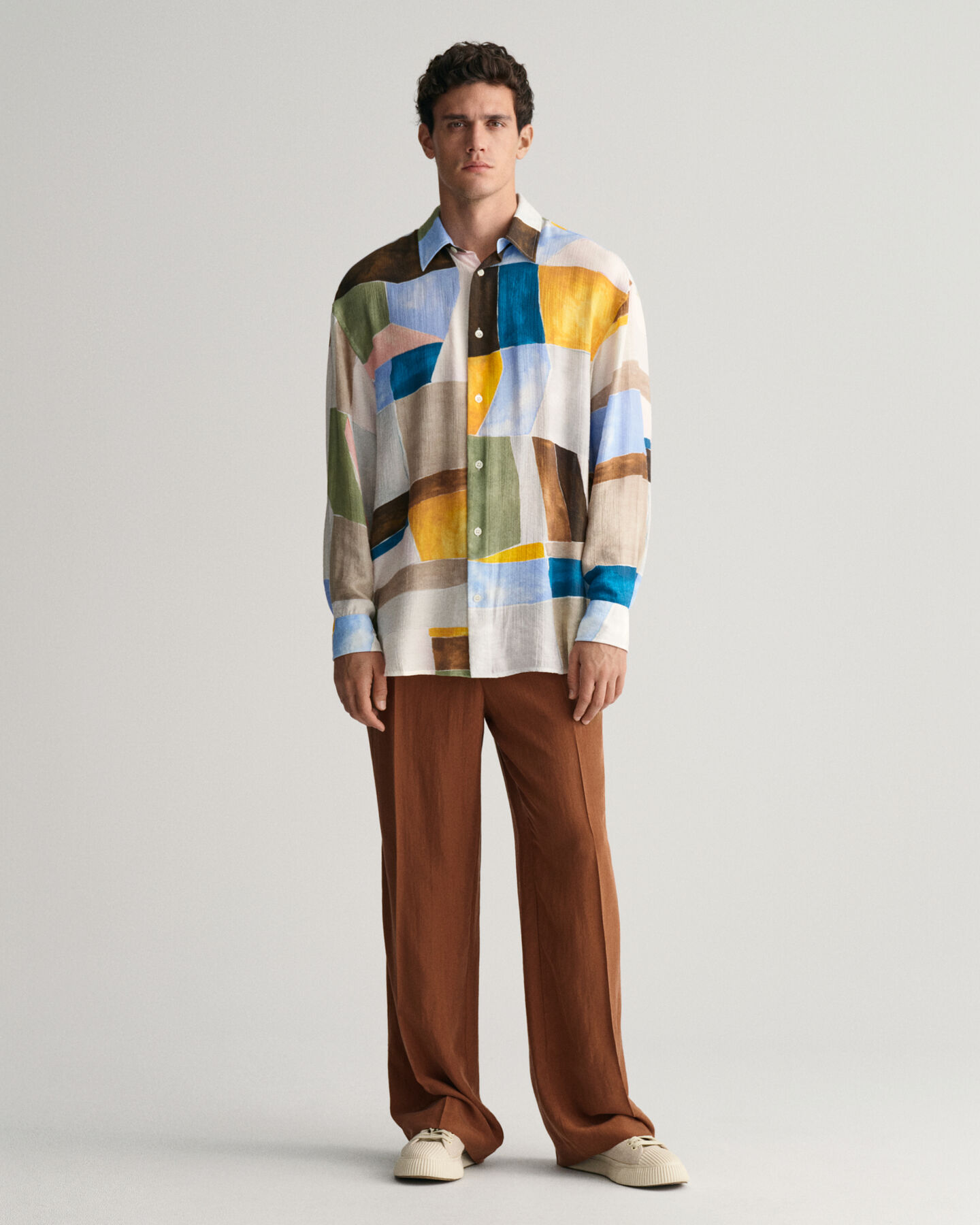 Relaxed fit kostymbyxor i silke