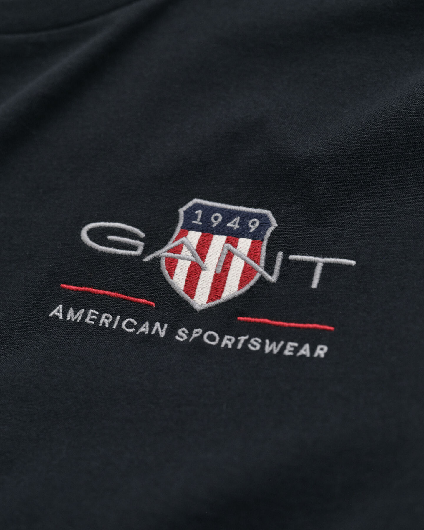 Archive Shield broderad T-shirt