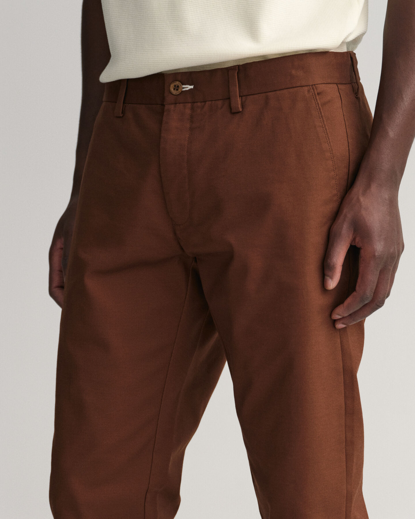 Hallden slim fit Tech Prep&trade; chinos