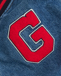 Collegejacka i denim